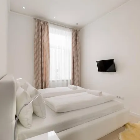 Apartment Eiffel Palace Luxury Dream 1